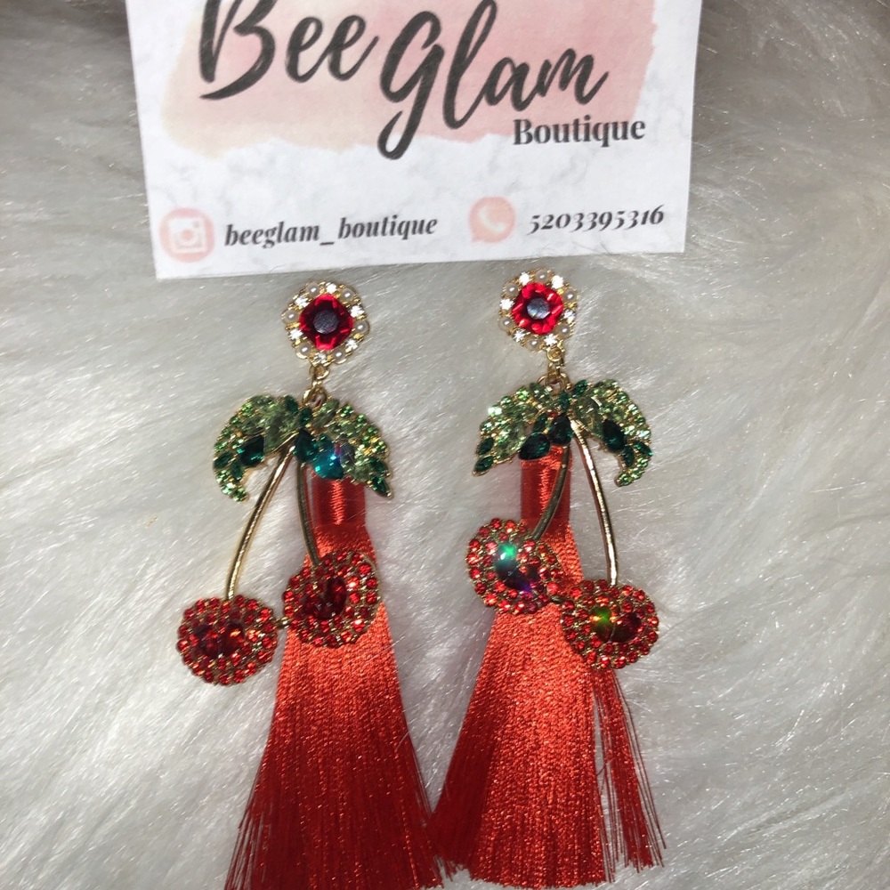 Cherry Tassel Earings 🍒🍒